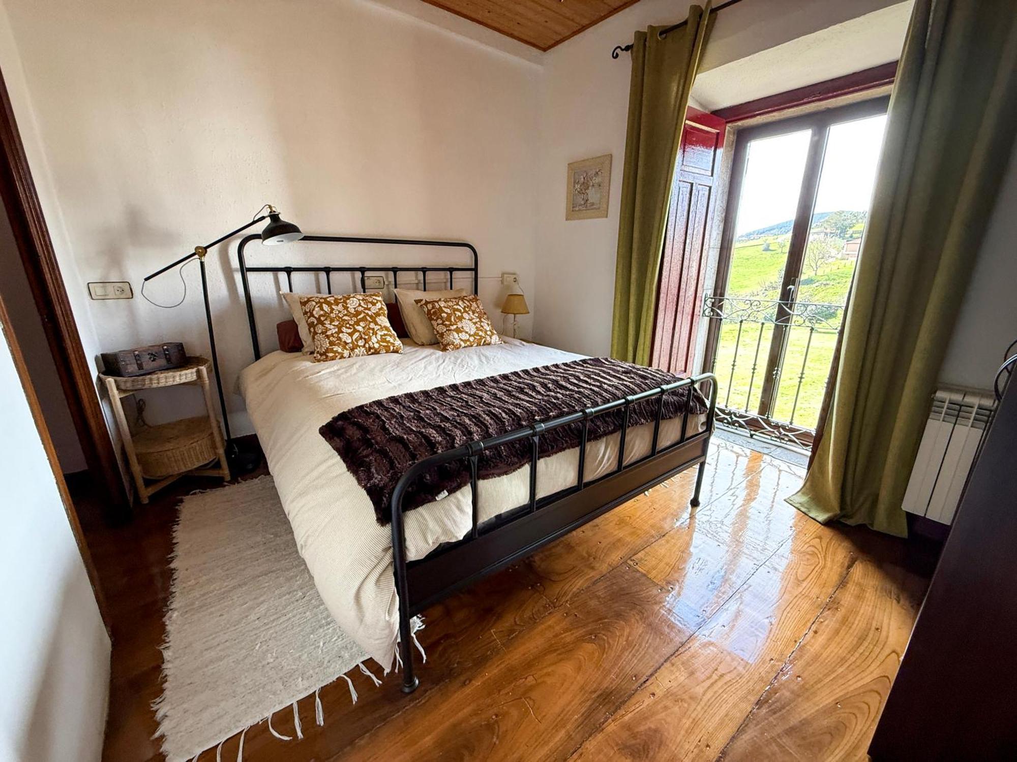 La Casona De Faedo Pension Hotel ภายนอก รูปภาพ